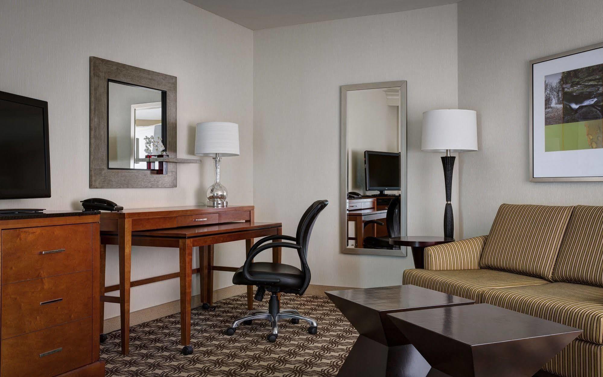 The Woodlands Waterway Marriott Hotel And Convention Center Экстерьер фото